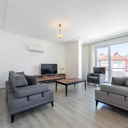 A Spacious, Comfortable And Cozy Close To The Center Of