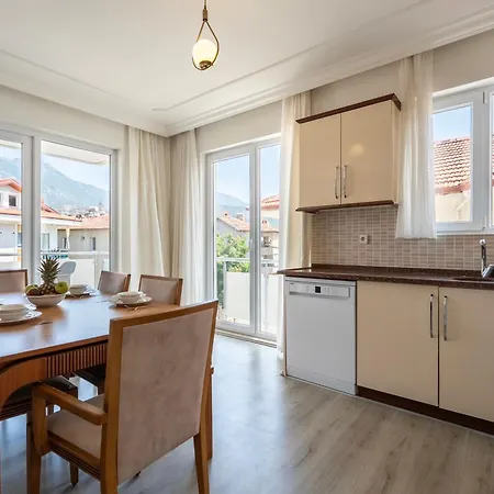 A Spacious, Comfortable And Cozy Close To The Center Of Lägenhet *